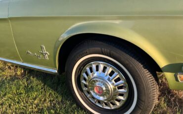 Ford-mustang-convertible-1968-green-10