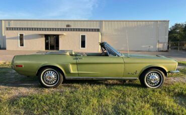 Ford-mustang-convertible-1968-green-2