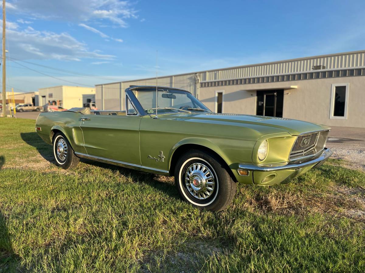 Ford-mustang-convertible-1968-green-7