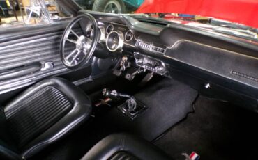 Ford-mustang-convertible-1968-red-20