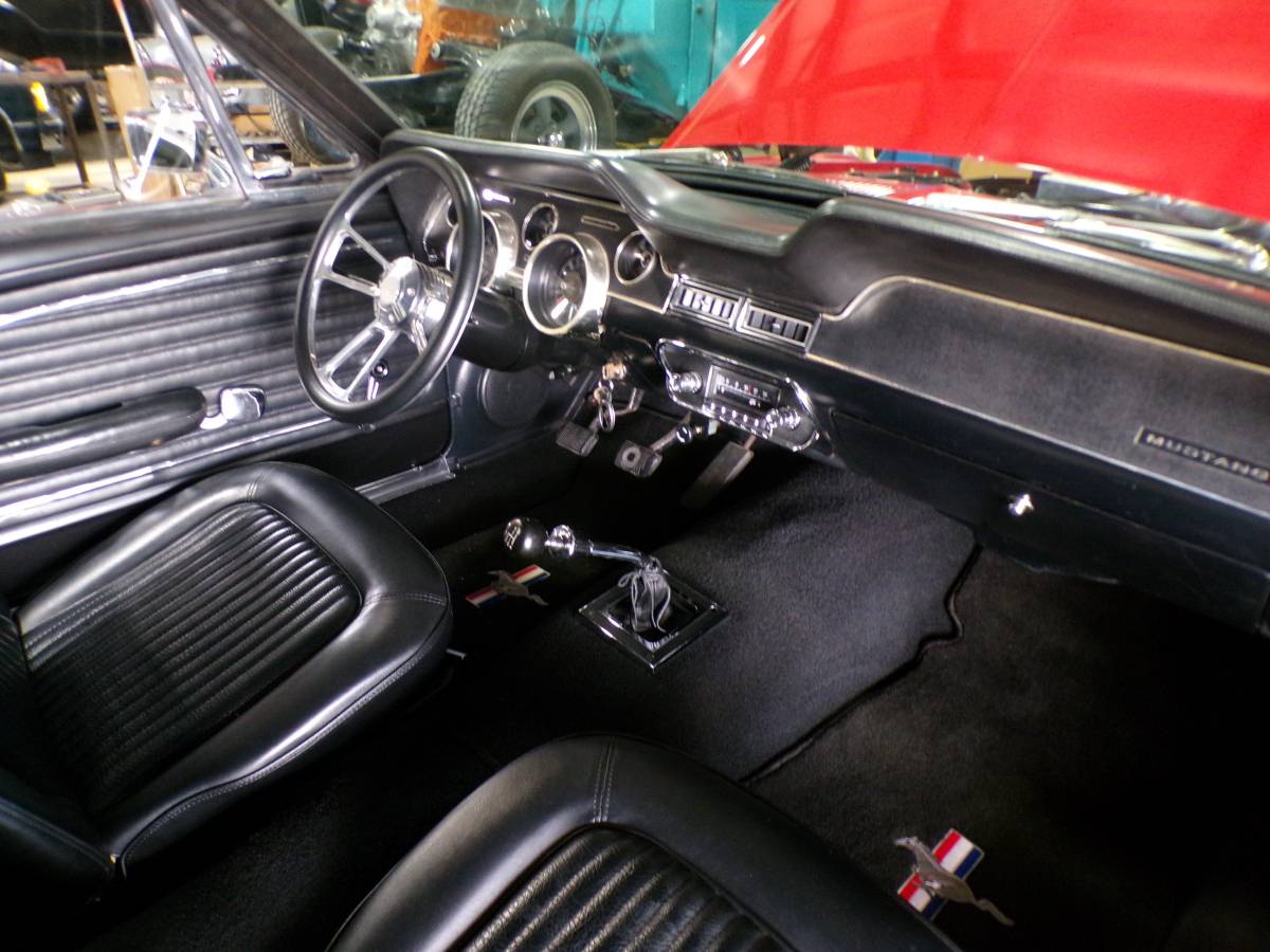 Ford-mustang-convertible-1968-red-20