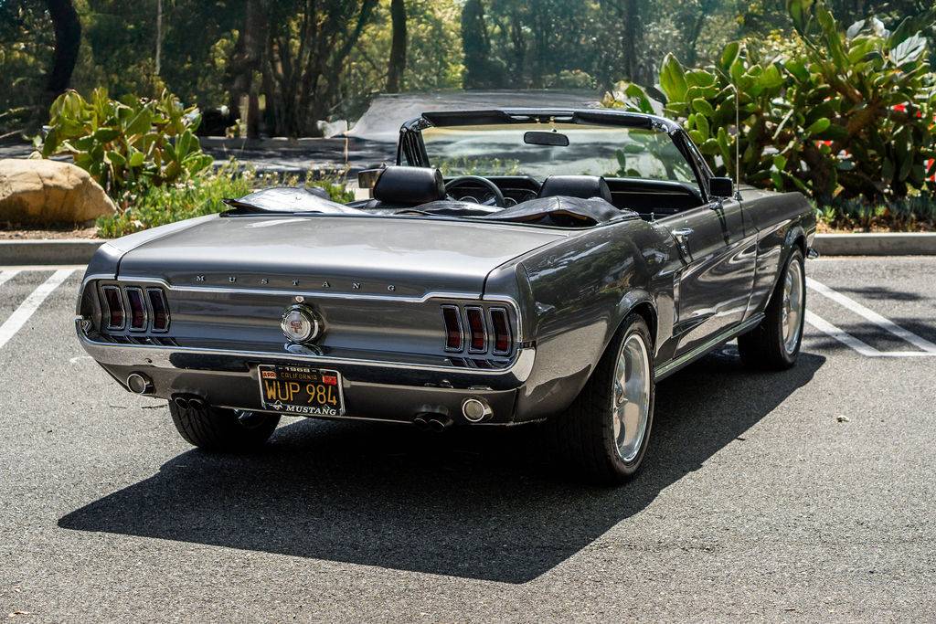 Ford-mustang-convertible-1968