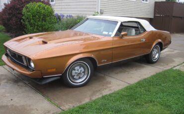 Ford-mustang-convertible-1973