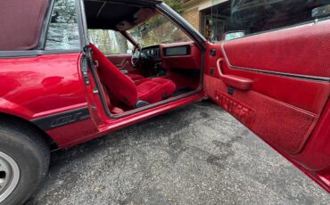 Ford-mustang-convertible-1986-red-7