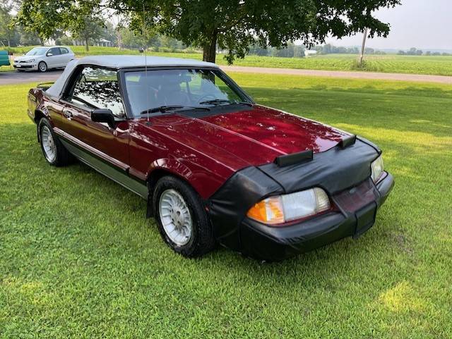 Ford-mustang-convertible-1988-1