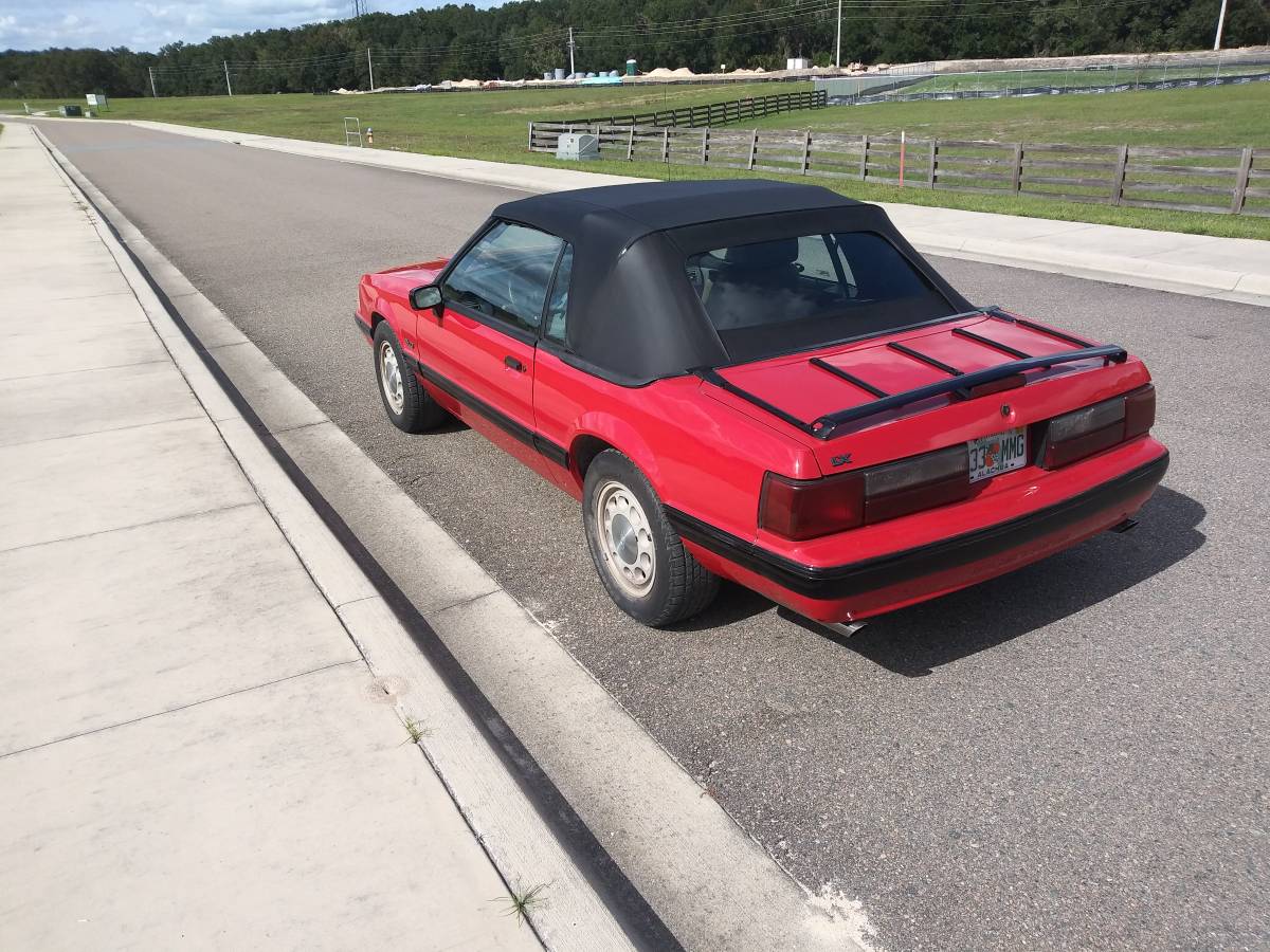 Ford-mustang-convertible-1989-red-10