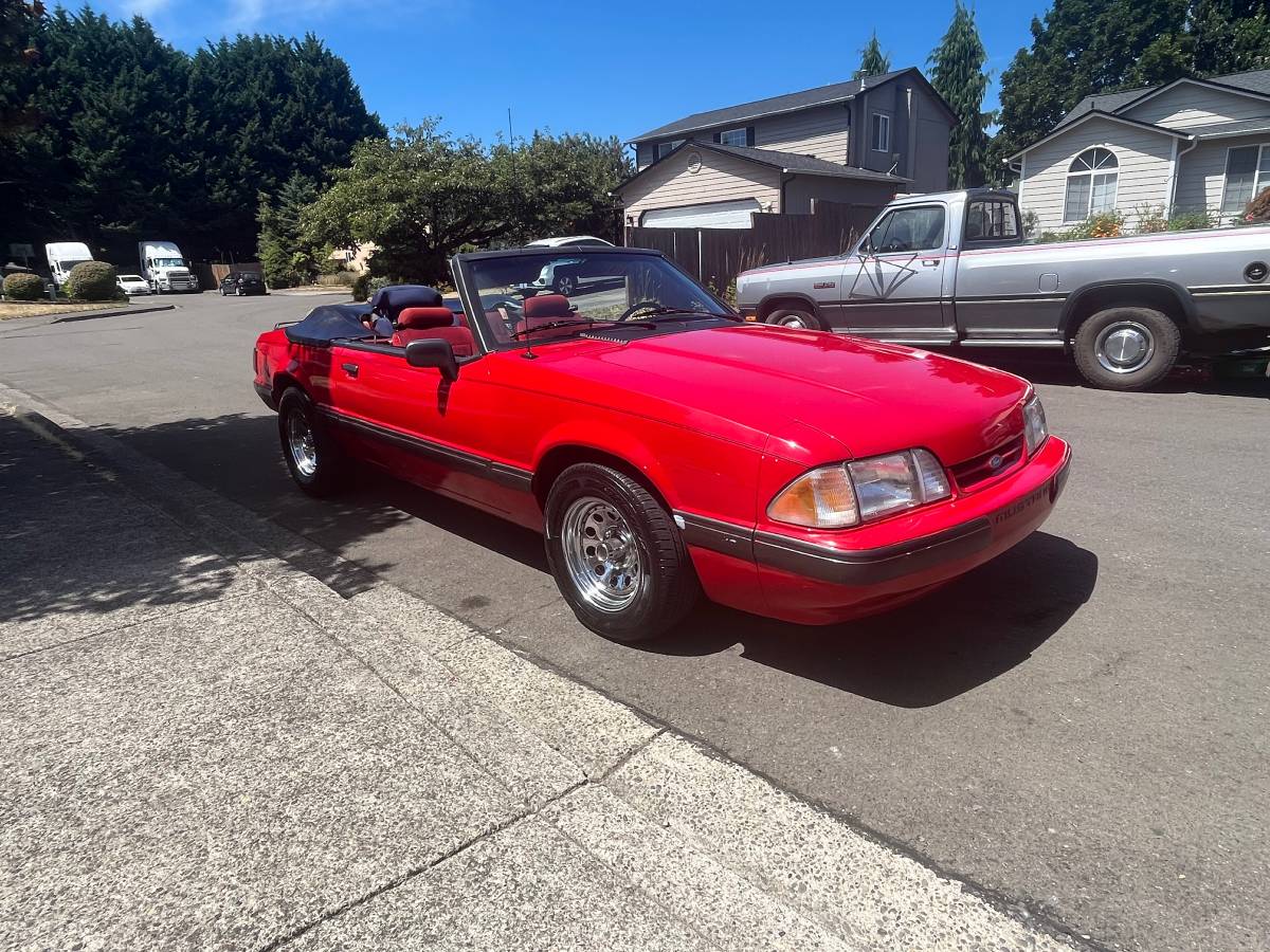 Ford-mustang-convertible-1990-red-2