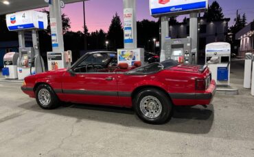 Ford-mustang-convertible-1990-red
