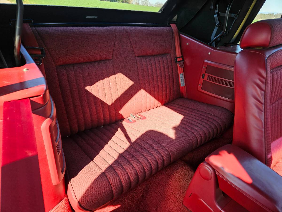 Ford-mustang-convertible-1991-red-14
