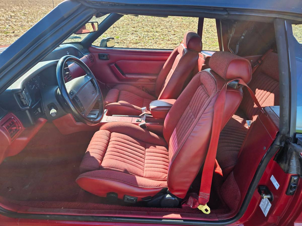 Ford-mustang-convertible-1991-red-19
