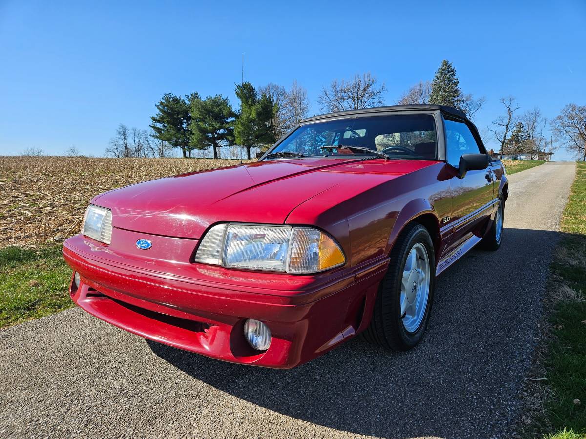 Ford-mustang-convertible-1991-red