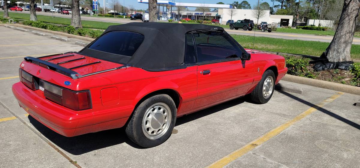 Ford-mustang-convertible-1992-red-7