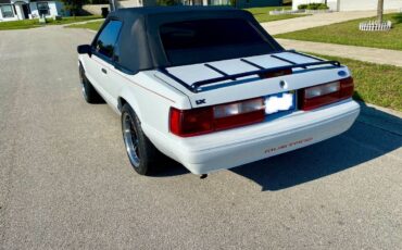 Ford-mustang-convertible-1992-white-3