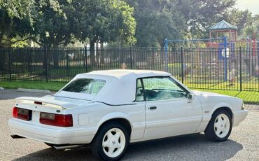 Ford-mustang-convertible-1993-3