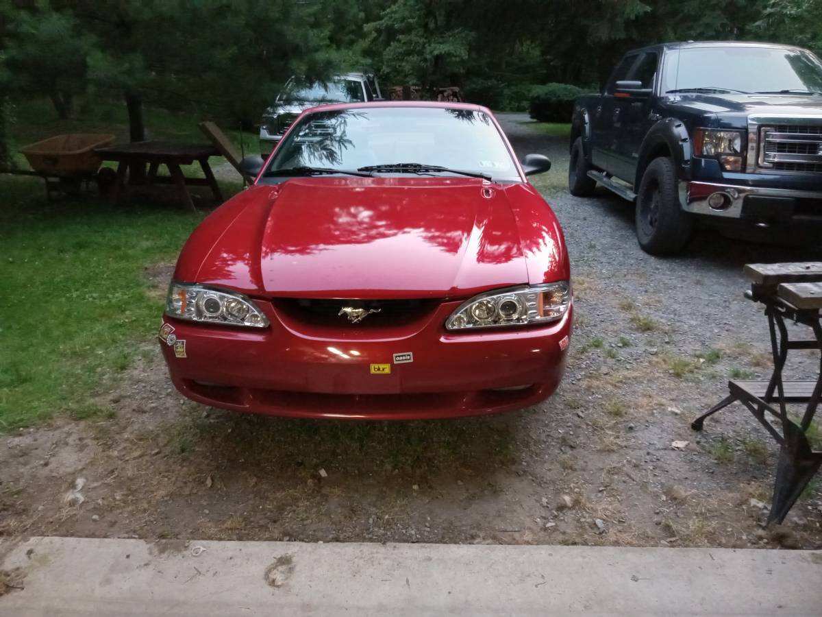 Ford-mustang-convertible-1995-red-1
