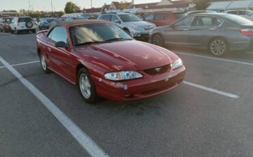 Ford-mustang-convertible-1995-red