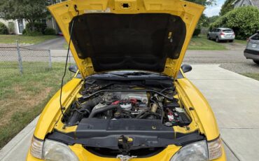 Ford-mustang-convertible-1995-yellow-14