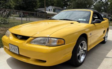 Ford-mustang-convertible-1995-yellow-3