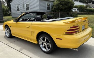 Ford-mustang-convertible-1995-yellow-6