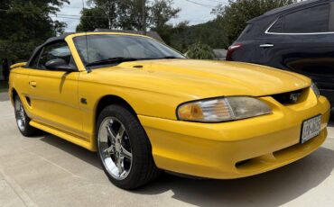 Ford-mustang-convertible-1995-yellow-7