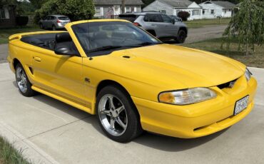 Ford-mustang-convertible-1995-yellow-8