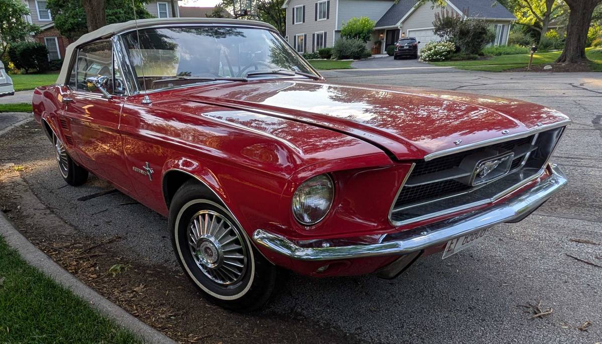 Ford-mustang-convertiible-1967-red-1