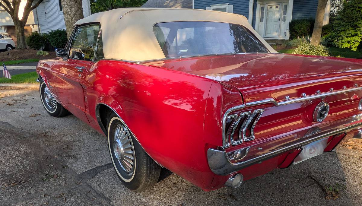 Ford-mustang-convertiible-1967-red-6