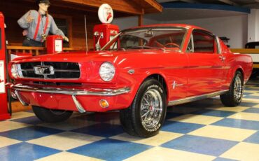 Ford-mustang-fastback-1965-3