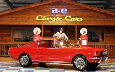 Ford-mustang-fastback-1965-4