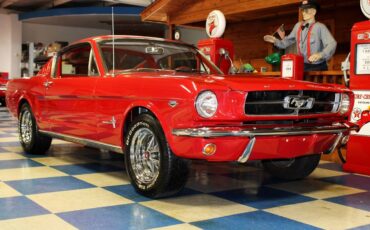 Ford-mustang-fastback-1965-6