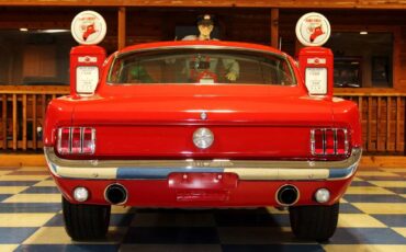 Ford-mustang-fastback-1965-9