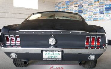 Ford-mustang-fastback-1967-10