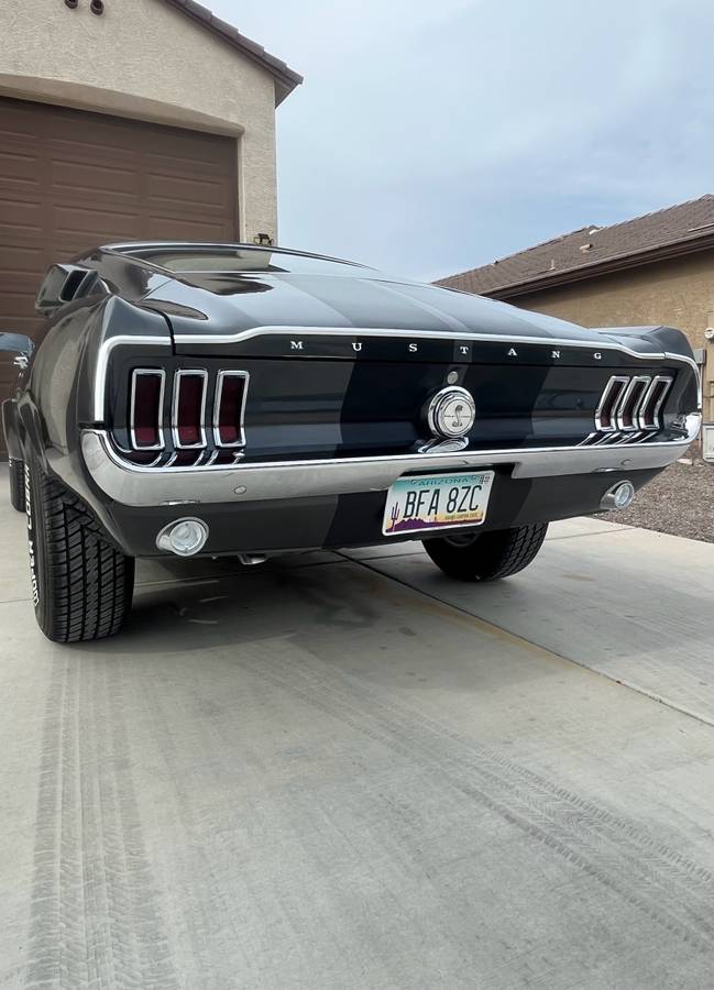 Ford-mustang-fastback-1967-10