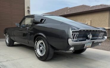 Ford-mustang-fastback-1967-11