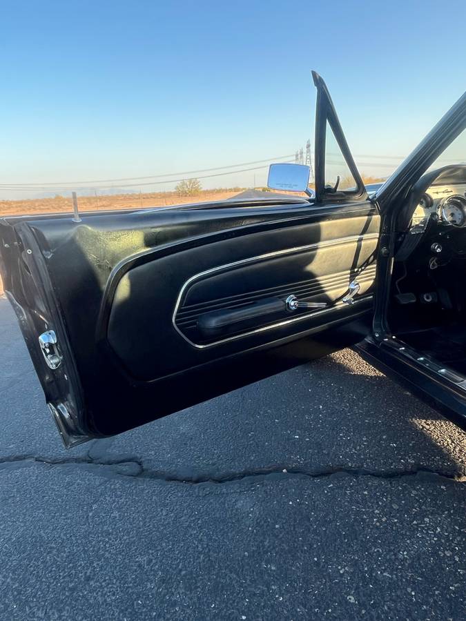 Ford-mustang-fastback-1967-22