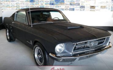 Ford-mustang-fastback-1967