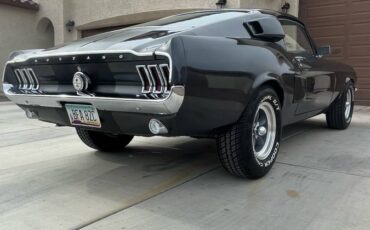 Ford-mustang-fastback-1967-9