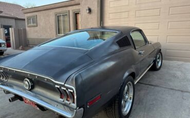 Ford-mustang-fastback-1968-1