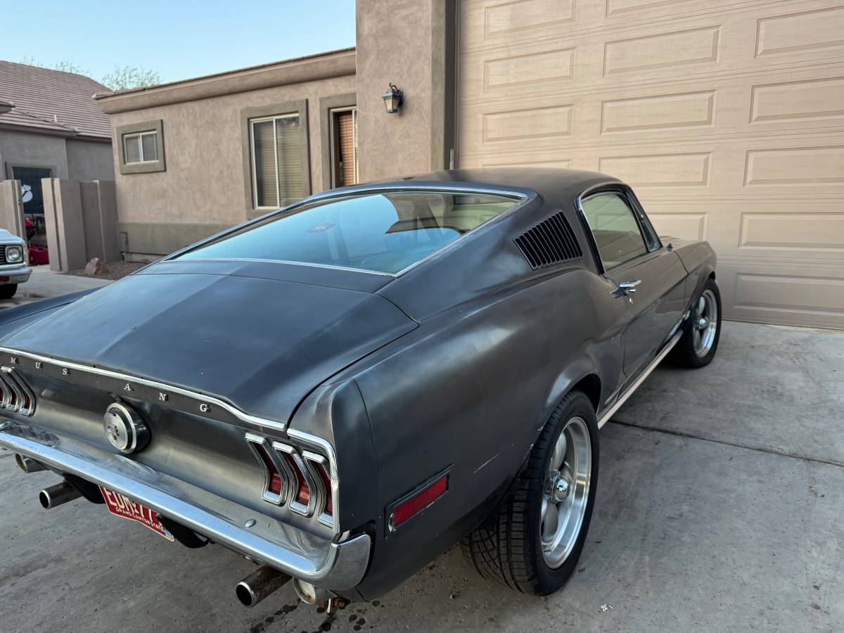 Ford-mustang-fastback-1968-1