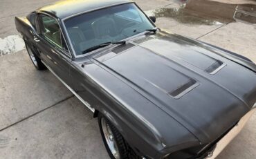 Ford-mustang-fastback-1968-11