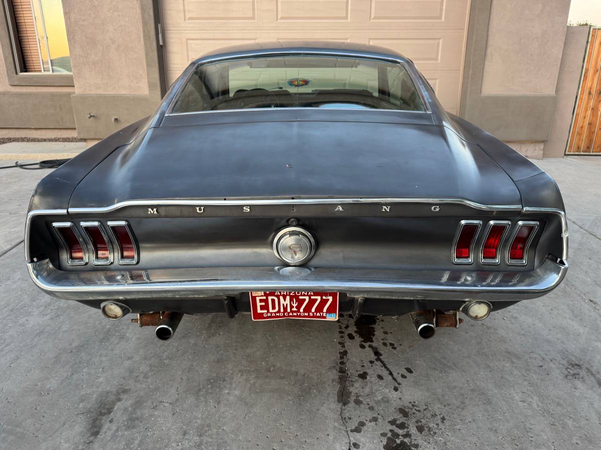 Ford-mustang-fastback-1968-3