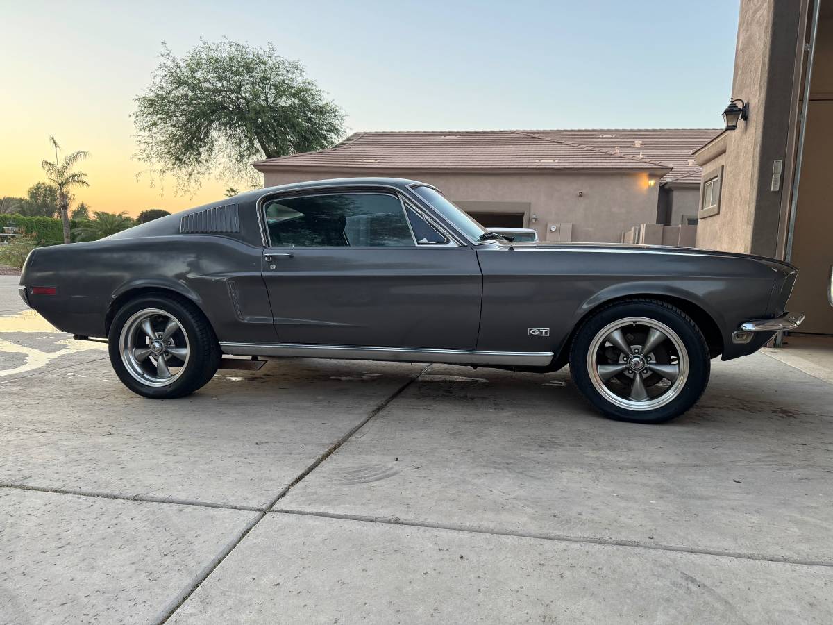 Ford-mustang-fastback-1968-5