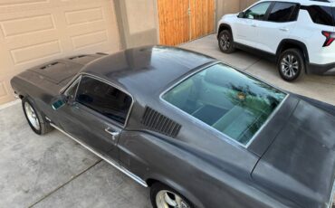 Ford-mustang-fastback-1968-7