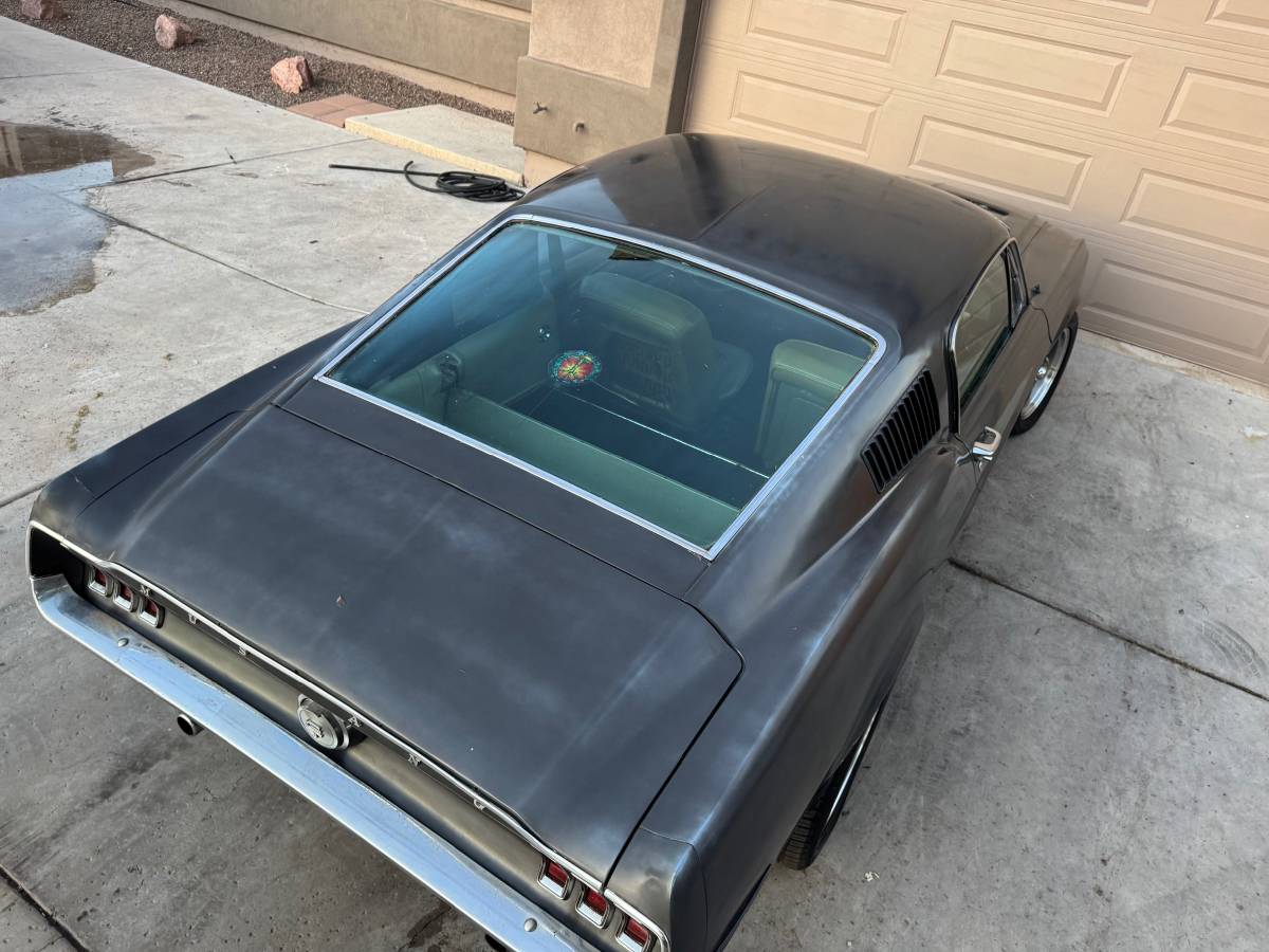 Ford-mustang-fastback-1968-8