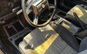 Ford-mustang-fox-body-1983-2