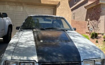 Ford-mustang-fox-body-1983