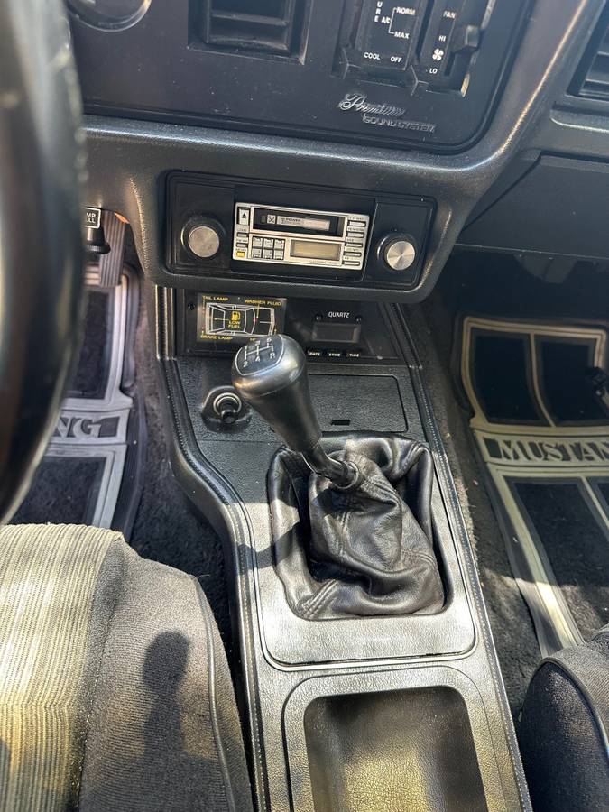 Ford-mustang-fox-body-1983-6