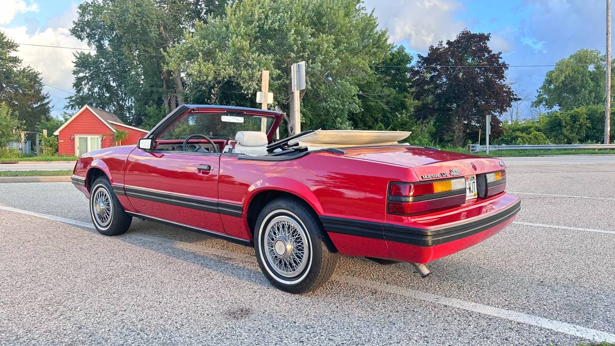 Ford-mustang-glx-1984-red-1