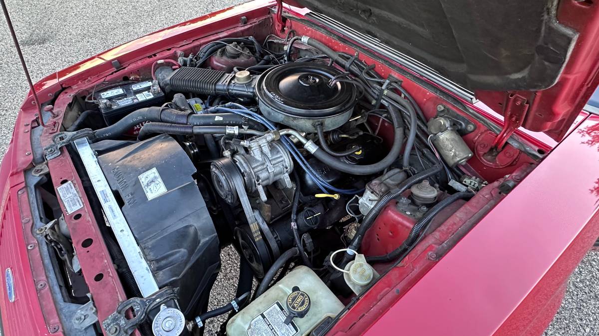 Ford-mustang-glx-1984-red-19