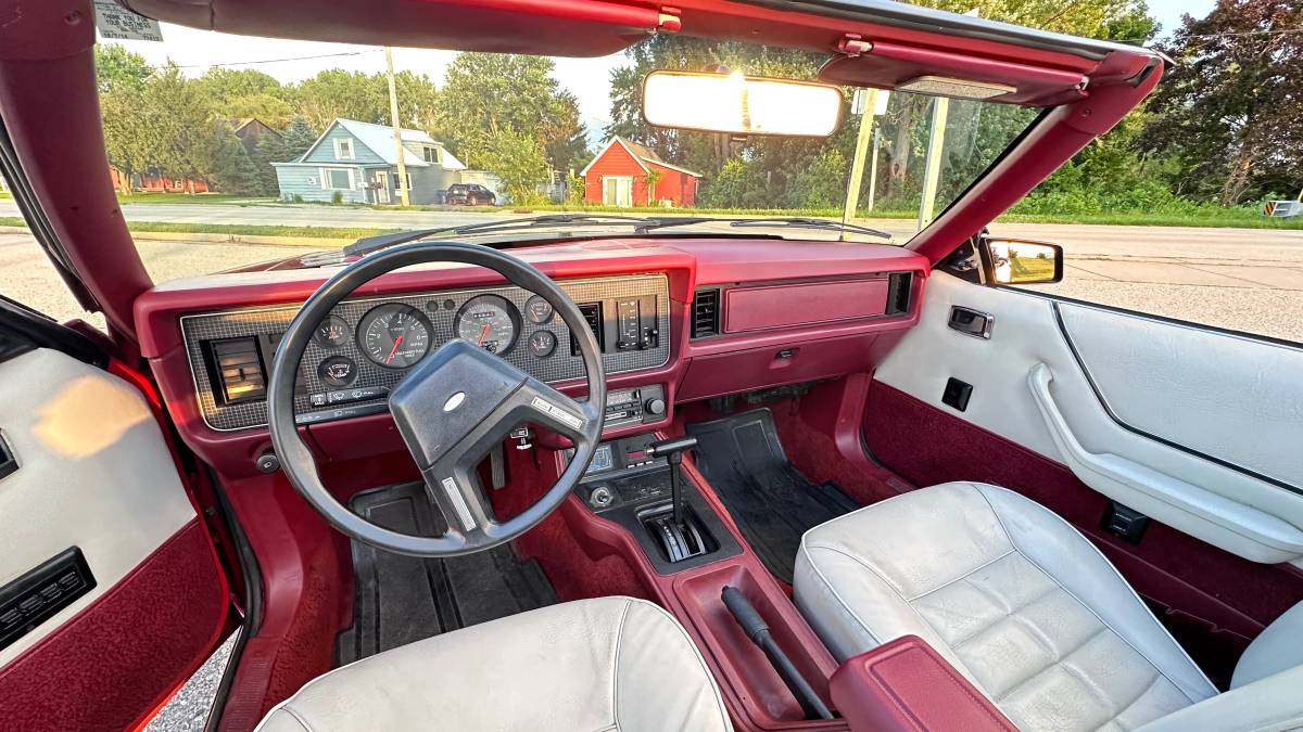 Ford-mustang-glx-1984-red-6